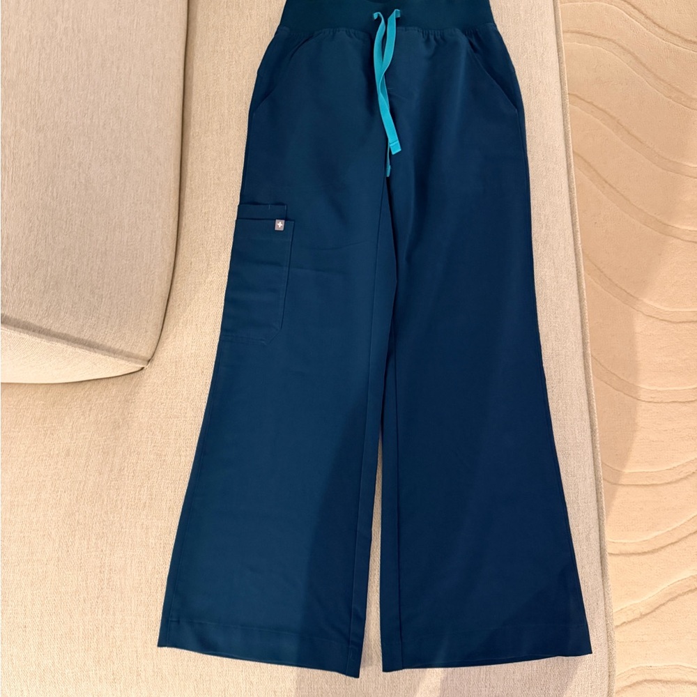 FIGS Scrub Pants XXS Petite Teal Wide Leg Drawstring High Waisted Worn Once